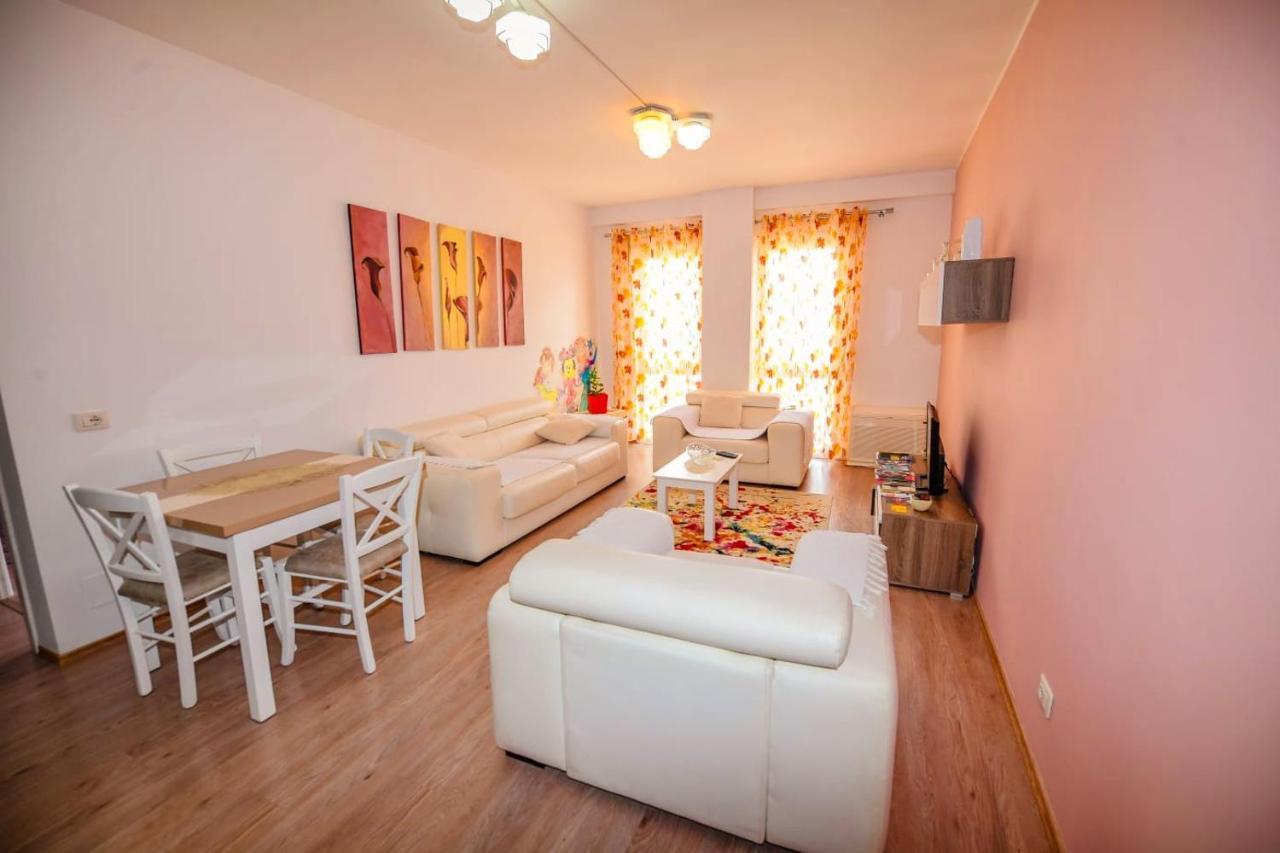 Happy Stories' Apartment In City Centre Shkodra Kültér fotó