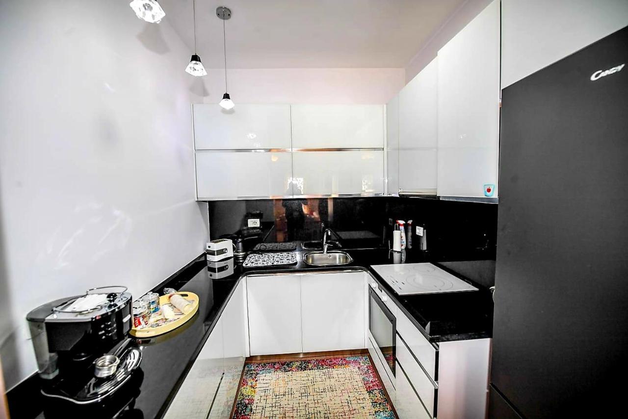 Happy Stories' Apartment In City Centre Shkodra Kültér fotó