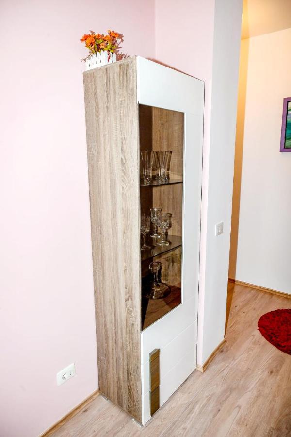 Happy Stories' Apartment In City Centre Shkodra Kültér fotó